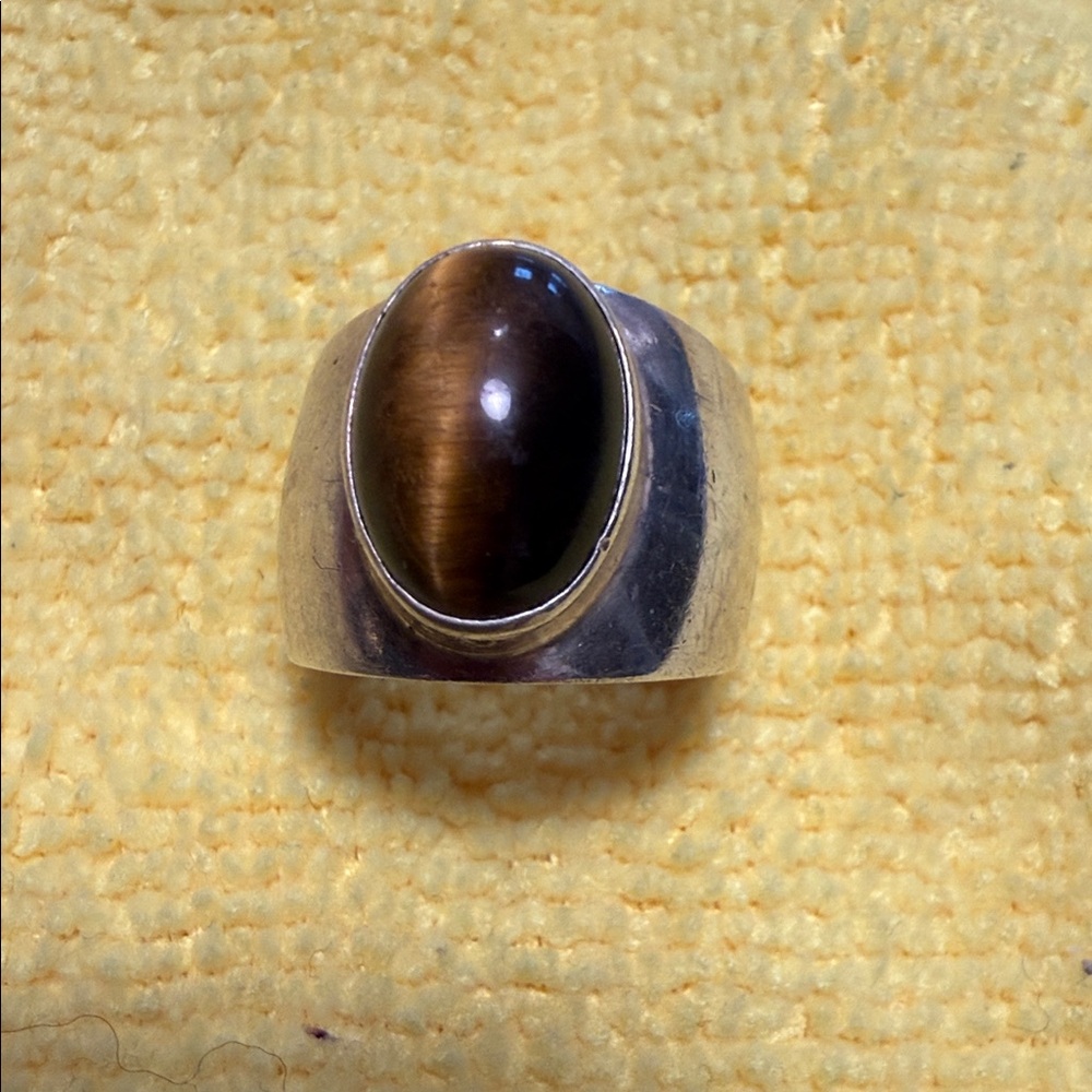 Elegant Silver and Brown Women's Ring